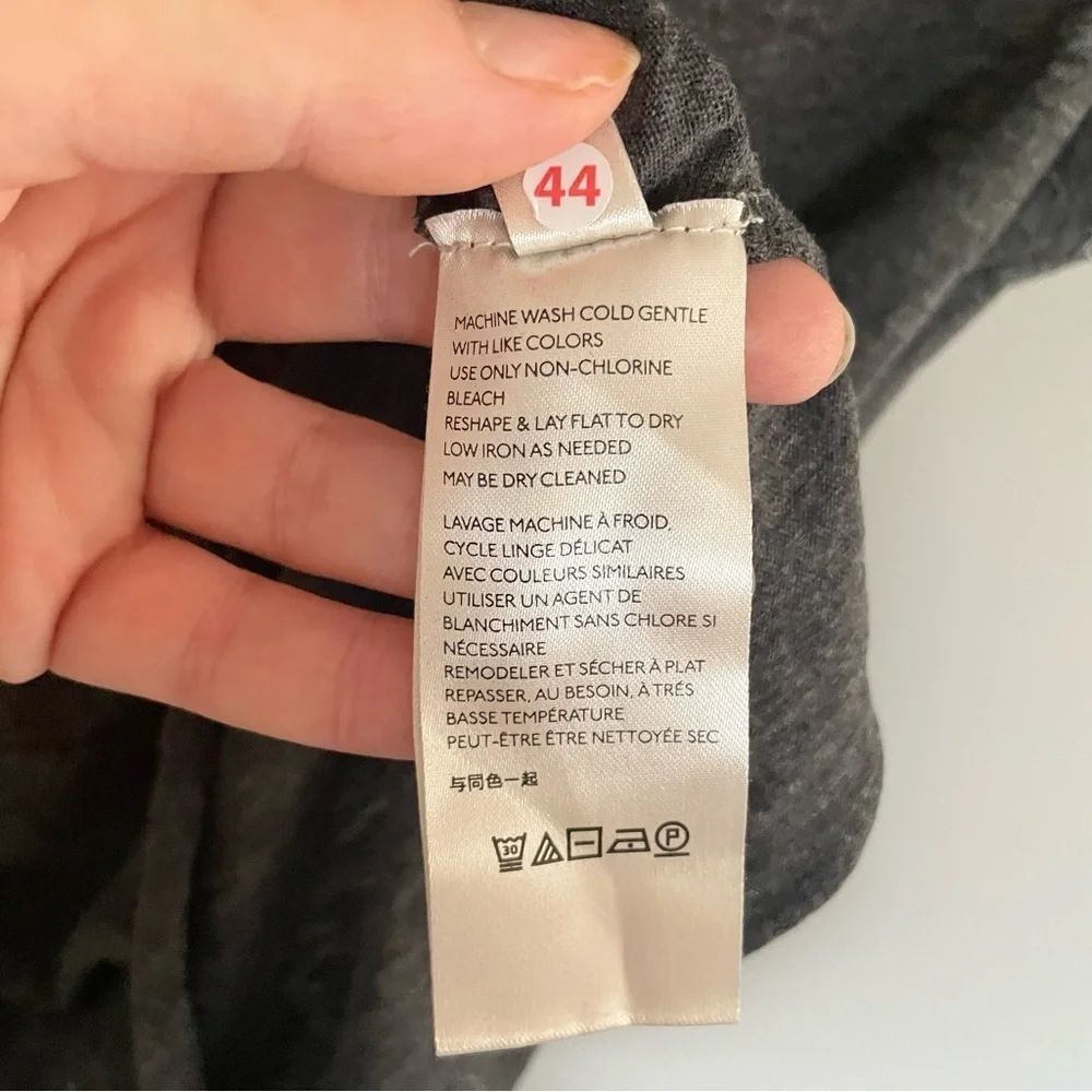 FREE PEOPLE | Grey V-neck Relaxed Fit Casual T-shirt | Size XS | Light Fabric - Picture 11 of 13